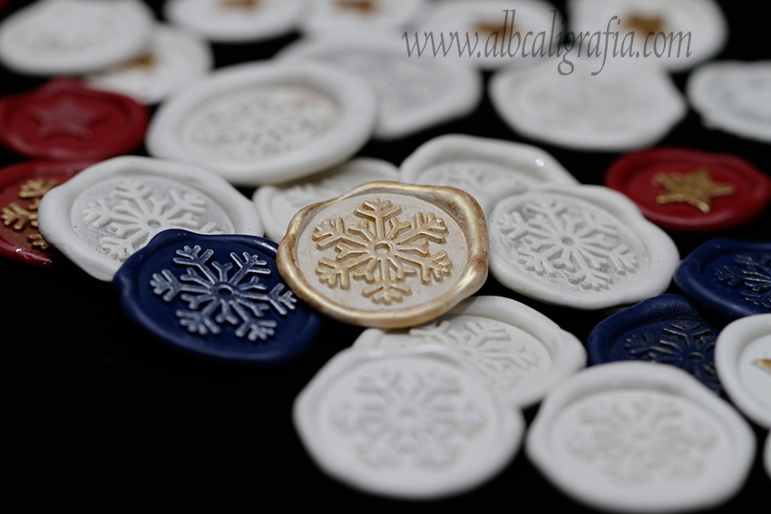Christmas sealing wax medallions