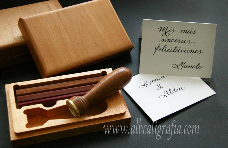 Classic sealing wax set with a personalized note