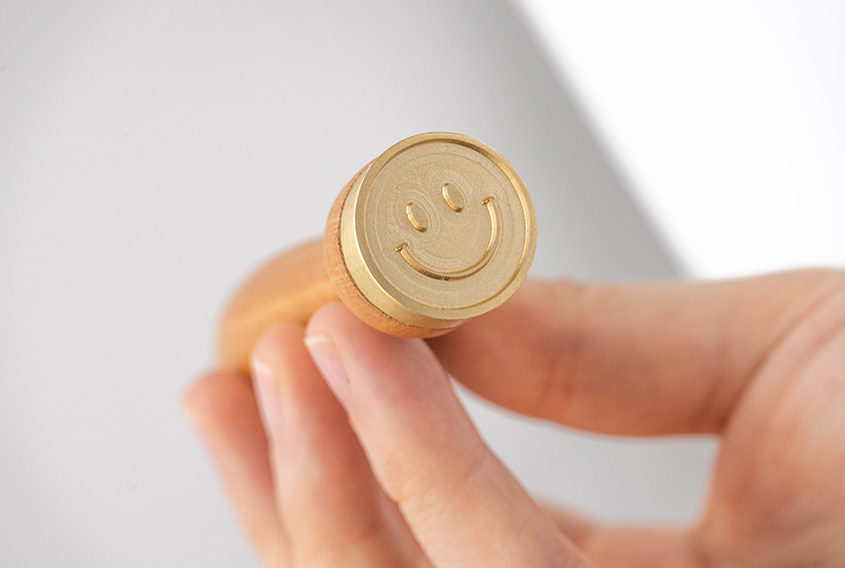 happy face seal for sealing wax stamps